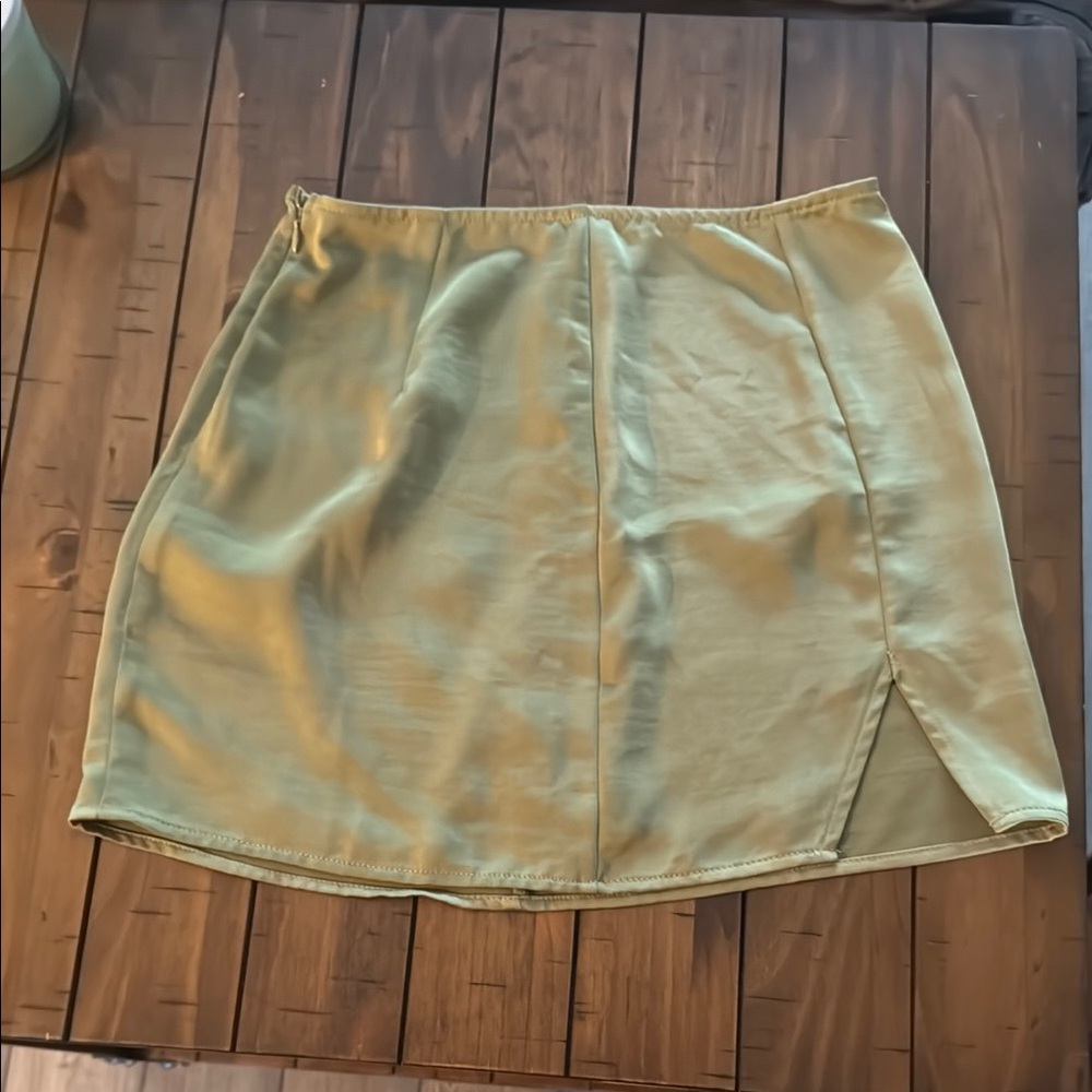 Forever 21 Green Mini Pencil Skirt with Slit